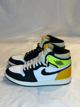 Load image into Gallery viewer, Jordan 1 Retro High 555088-118