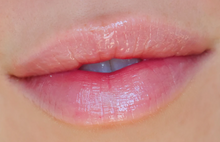 Load image into Gallery viewer, Trust Fund Beauty's Better Than Therapy Lip Oil