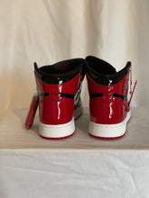 Load image into Gallery viewer, Jordan 1 Retro High OG Patent Bred (GS) 575441-063
