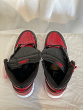 Load image into Gallery viewer, Jordan 1 Retro High OG Patent Bred (GS) 575441-063
