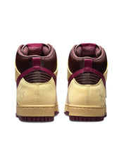 Load image into Gallery viewer, Nike Dunk High 1985 Valentine&#39;s Day (2023) (W)
