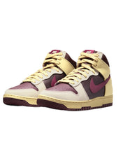 Load image into Gallery viewer, Nike Dunk High 1985 Valentine&#39;s Day (2023) (W)
