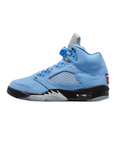 Load image into Gallery viewer, Jordan 5 Retro UNC University Blue
